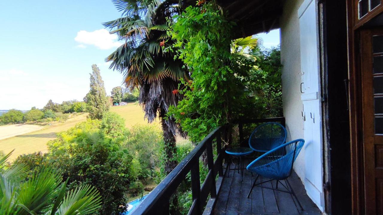 Bed and Breakfast La Fontaine Du Mas Thiviers Esterno foto