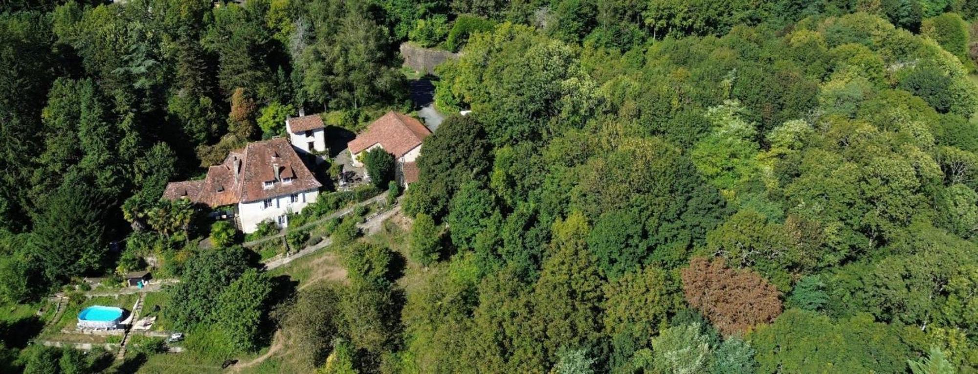 Bed and Breakfast La Fontaine Du Mas Thiviers Esterno foto